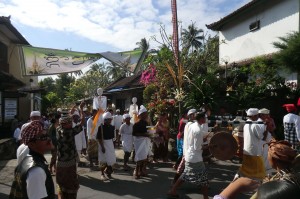 Début de la procession