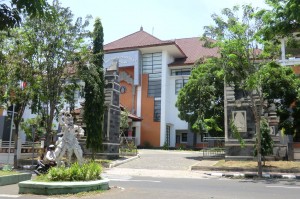 Université à Singaraja