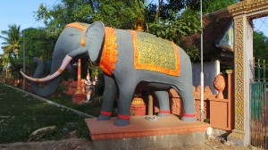 éléphant gardien temple