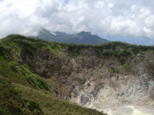 Le Mahawu et le Lokon en fond