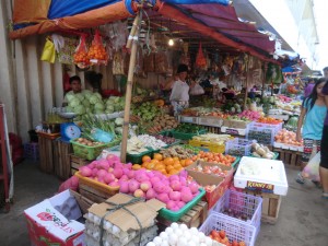 marché aux fruits et légumes