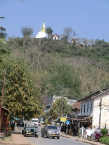 colline surplombant la ville