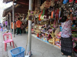 boutique souvenirs spécial asiat